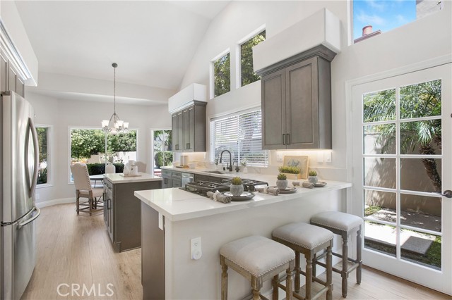 28505 Evening Breeze Drive, Yorba Linda CA: https://media.crmls.org/medias/bb9612d9-1914-4cc7-ba9d-a12aa6c2d295.jpg