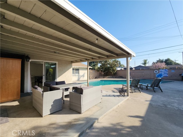 9272 Cerritos Avenue, Anaheim CA: https://media.crmls.org/medias/bb972d4d-fb1e-491f-89ea-2a73f9f79d31.jpg