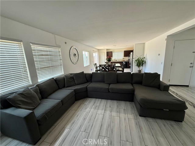 Detail Gallery Image 11 of 29 For 14155 Sun Valley, Adelanto,  CA 92301 - 3 Beds | 2/1 Baths