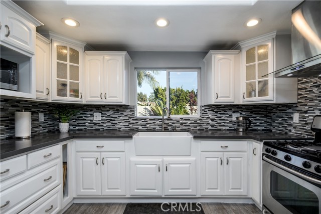 Image 8 of 31 For 1126 Naples  