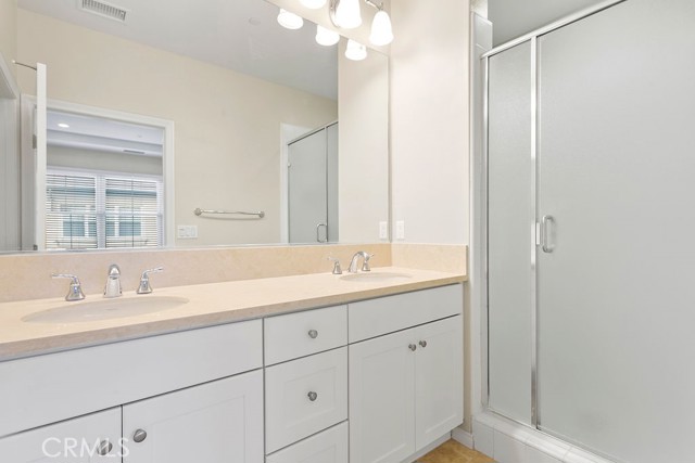 Detail Gallery Image 9 of 18 For 251 Mayfair, Irvine,  CA 92620 - 3 Beds | 2 Baths