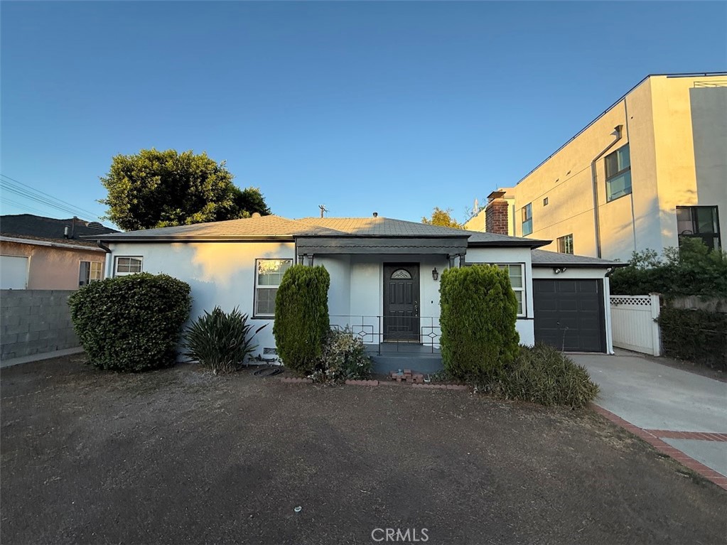 6348 Camellia Avenue
