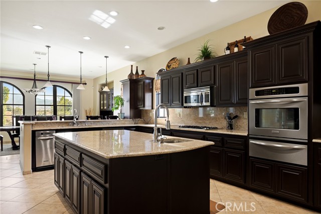 Detail Gallery Image 14 of 40 For 14490 Green Acres Dr, Beaumont,  CA 92223 - 3 Beds | 2/1 Baths