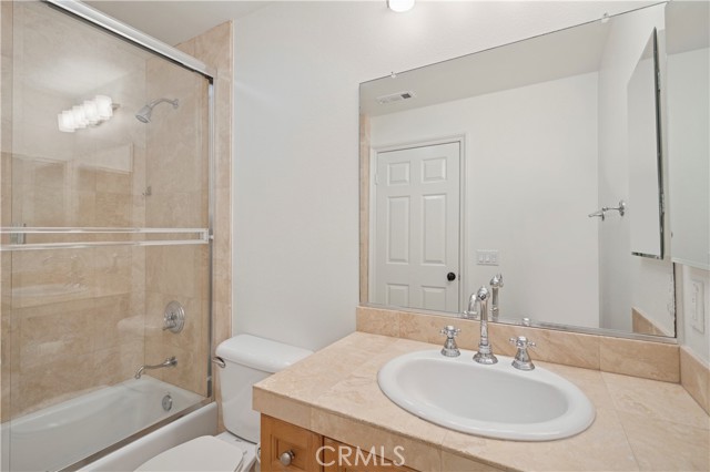314 1/2 Larkspur Avenue, Corona del Mar CA: https://media.crmls.org/medias/bb99b61c-0c79-43c9-8806-e7da9e0f4c68.jpg