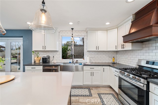 Detail Gallery Image 17 of 54 For 15532 Skylark Ave, Fontana,  CA 92336 - 4 Beds | 2/1 Baths