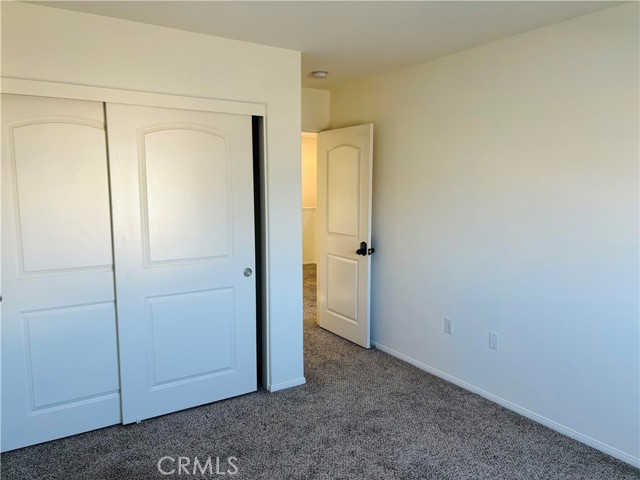 Detail Gallery Image 8 of 20 For 440 Amargosa Way, Corona,  CA 92878 - 3 Beds | 2/1 Baths