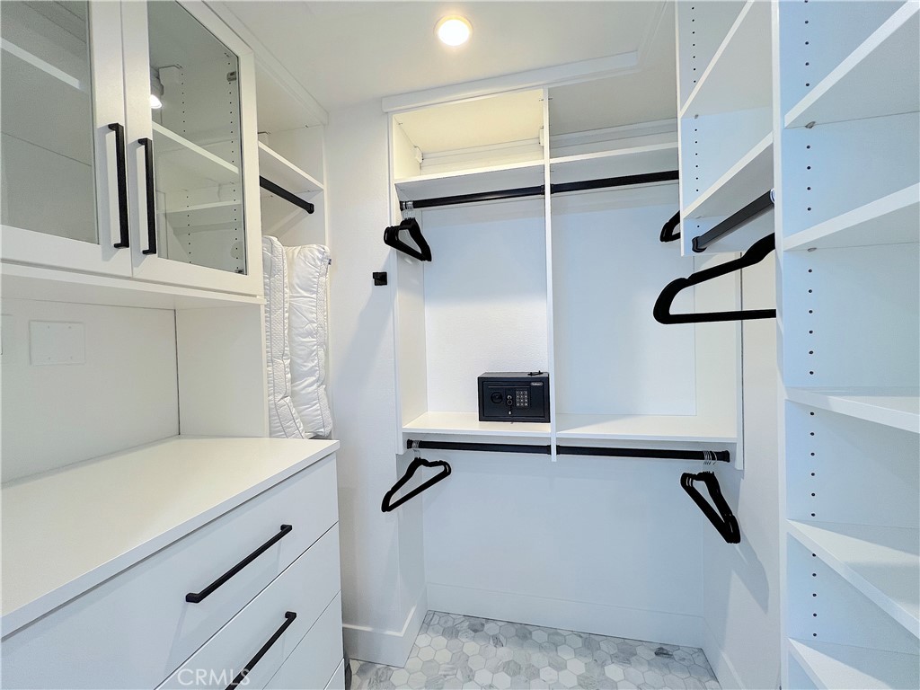 MLS #OC25259682 image #55