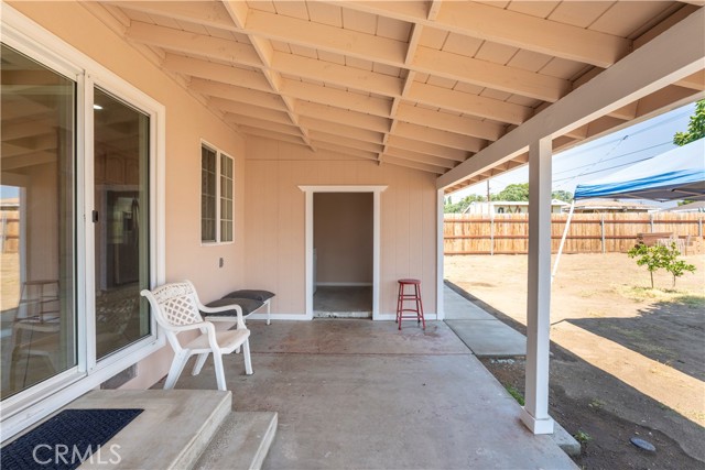 17392 Paine Street, Fontana CA: https://media.crmls.org/medias/bb9a8708-750a-4b76-a2a6-db4371e22bea.jpg