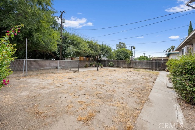 Detail Gallery Image 25 of 30 For 391 E 18th St, San Bernardino,  CA 92404 - 2 Beds | 1 Baths