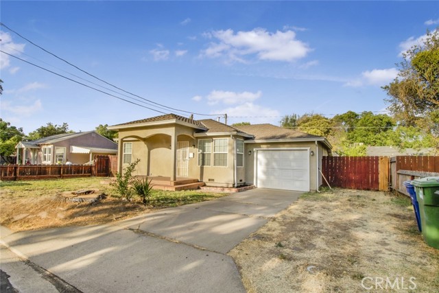 Detail Gallery Image 3 of 26 For 136 Village Rd, Modesto,  CA 95354 - 2 Beds | 1 Baths