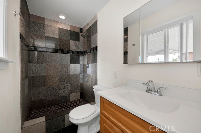 Detail Gallery Image 18 of 26 For 4079 Thomas St, Oceanside,  CA 92056 - 3 Beds | 2 Baths