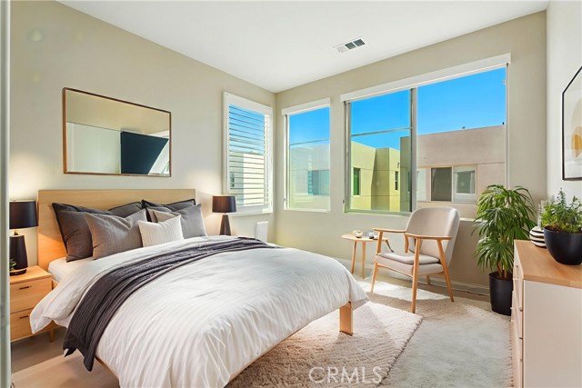 Detail Gallery Image 9 of 30 For 186 Stellar, Irvine,  CA 92618 - 4 Beds | 3/1 Baths