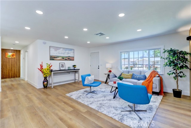 Detail Gallery Image 14 of 48 For 10612 Ketch Ave, Garden Grove,  CA 92843 - 3 Beds | 1/1 Baths