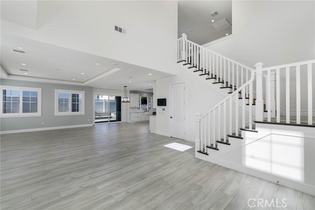 Detail Gallery Image 4 of 41 For 1365 Lightview St, Monterey Park,  CA 91754 - 4 Beds | 3/1 Baths