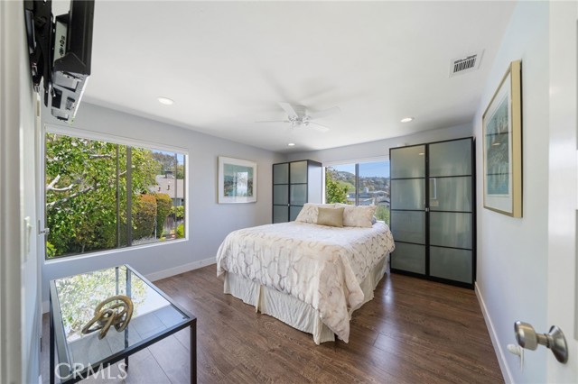 Detail Gallery Image 20 of 30 For 215 Monterey Dr, Laguna Beach,  CA 92651 - 2 Beds | 2/1 Baths