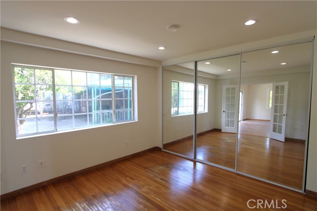 Detail Gallery Image 16 of 21 For 2035 Rangeview, Glendale,  CA 91201 - 3 Beds | 2/1 Baths