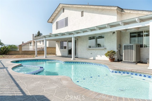 601 Cameron Crest Dr, Diamond Bar, CA 91765