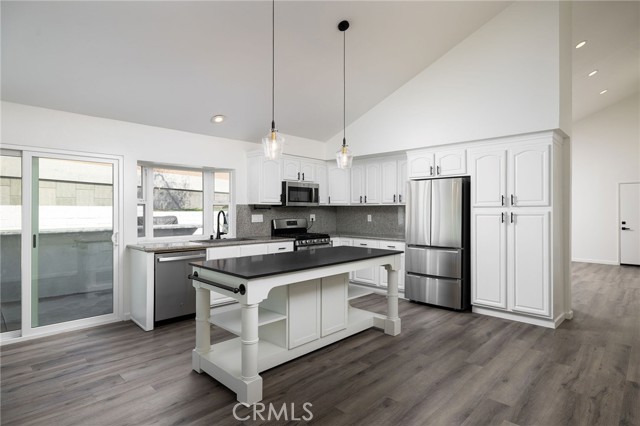 Detail Gallery Image 5 of 20 For 24871 Overland Dr, Laguna Hills,  CA 92653 - 3 Beds | 2 Baths