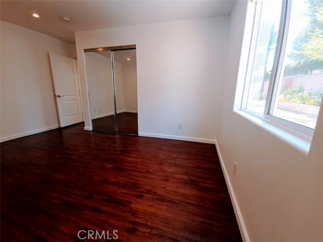 19100 Bessemer Street, Tarzana CA: https://media.crmls.org/medias/bb9fee78-83b9-4786-9a51-c780f57a470b.jpg