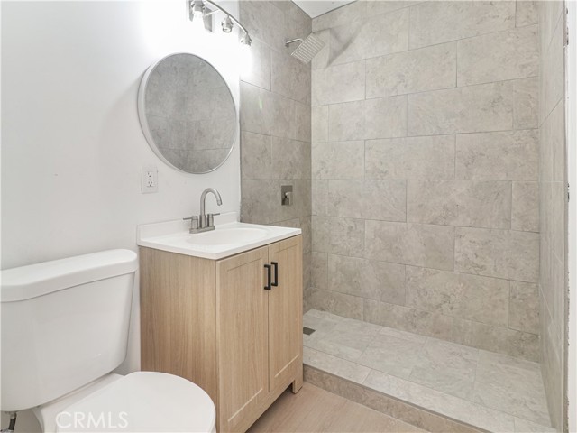 13918 Flallon Avenue, Norwalk CA: https://media.crmls.org/medias/bba01bd7-a5a6-4ecc-9d56-200b0b1313d8.jpg