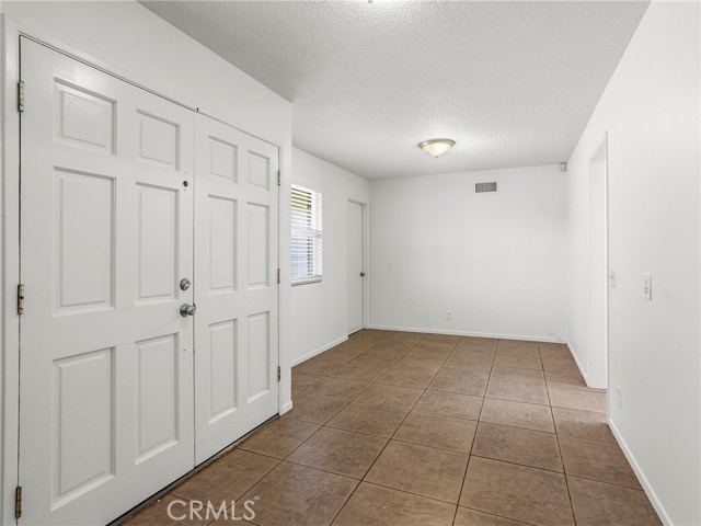 Detail Gallery Image 4 of 49 For 7415 Kirkwood Ave, Rancho Cucamonga,  CA 91730 - 3 Beds | 2 Baths