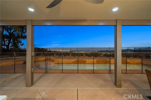 Detail Gallery Image 6 of 75 For 1561 Vandagriff Way, Corona,  CA 92883 - 4 Beds | 4 Baths