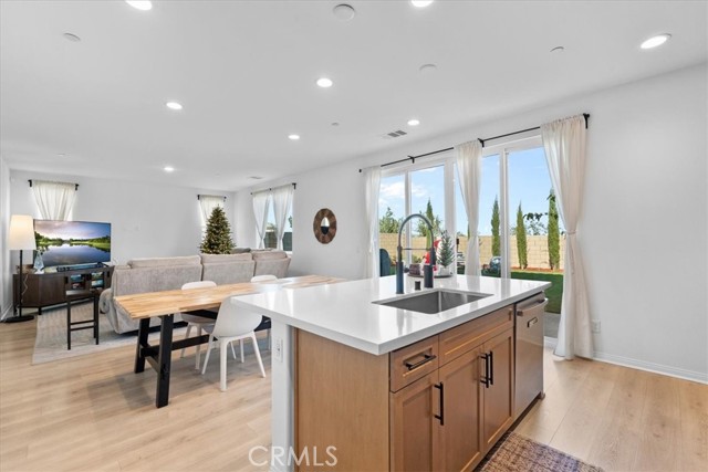 Detail Gallery Image 8 of 35 For 14294 Hercules Street, Hesperia,  CA 92435 - 3 Beds | 2/1 Baths