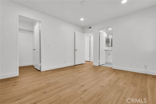 Detail Gallery Image 17 of 25 For 712 5th St, Hermosa Beach,  CA 90254 - 2 Beds | 2 Baths