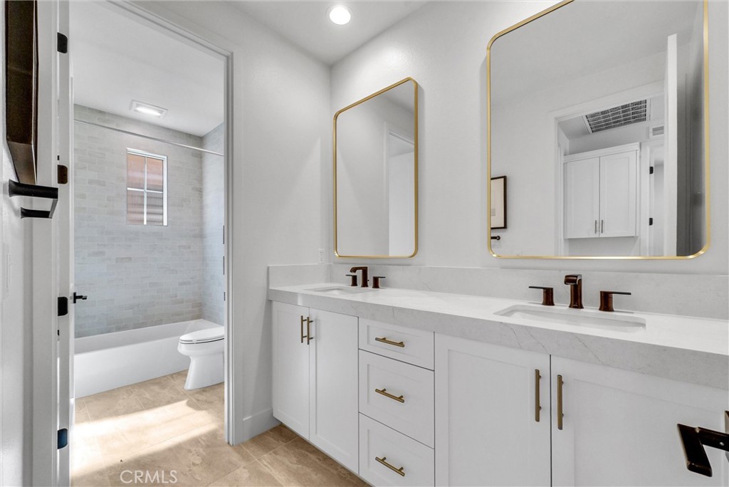 Bba143d8 3116 42cb 984b 2af8b687c224