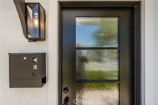 Detail Gallery Image 4 of 65 For 2510 Termino Ave, Long Beach,  CA 90815 - – Beds | – Baths