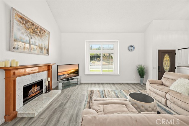 17845 Calle Barcelona, Rowland Heights CA: https://media.crmls.org/medias/bba1d925-a369-4168-a7f8-84c74e0a2285.jpg