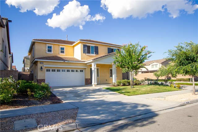 Image 2 for 16782 Yellow Fern Ln, Fontana, CA 92336