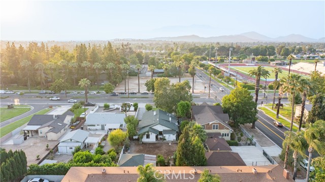 7914 Magnolia Avenue, Riverside CA: https://media.crmls.org/medias/bba29533-e70b-4a21-b513-61d922fe87ac.jpg