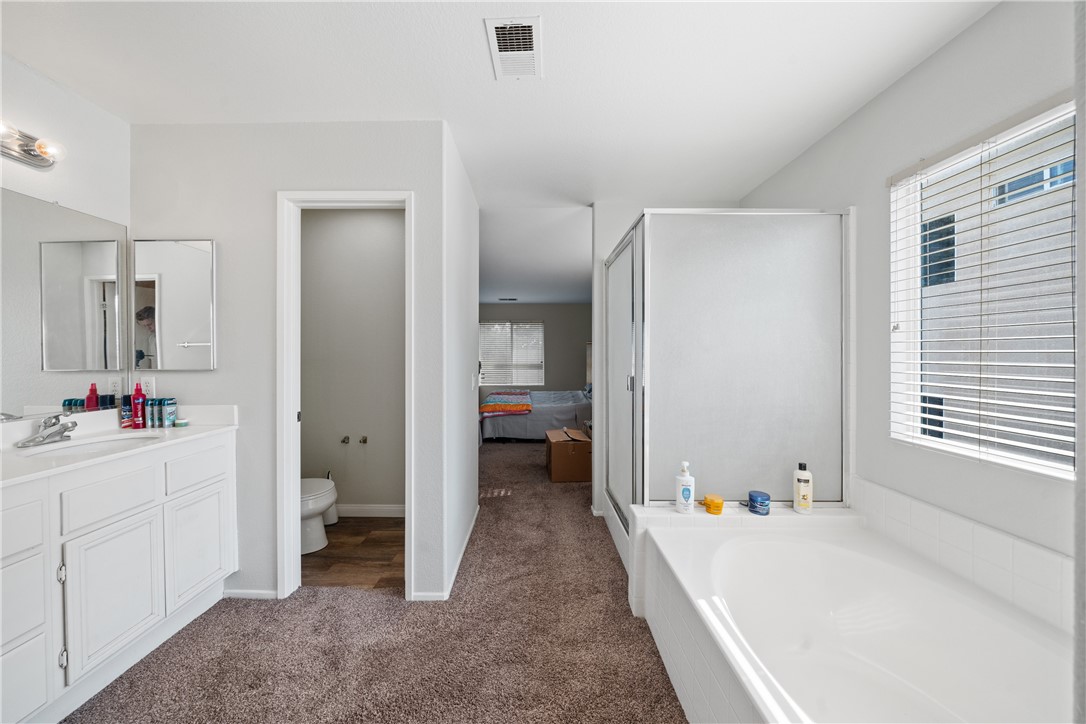 Detail Gallery Image 12 of 16 For 29229 Derby Dr, Murrieta,  CA 92563 - 4 Beds | 2/1 Baths