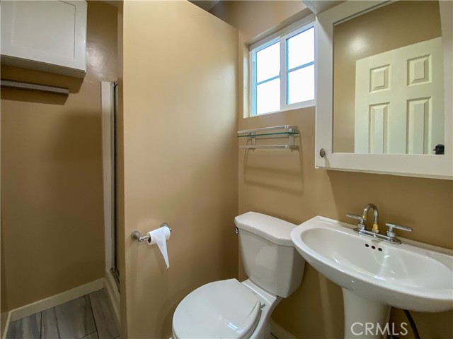 Detail Gallery Image 9 of 13 For 7090 N Atlantic Pl a,  Long Beach,  CA 90805 - 1 Beds | 1 Baths