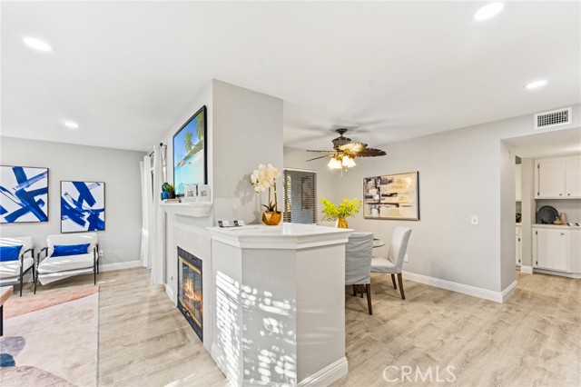 Detail Gallery Image 5 of 39 For 54 Corniche Dr #B,  Dana Point,  CA 92629 - 2 Beds | 2 Baths
