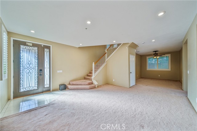 Detail Gallery Image 5 of 44 For 5569 Spur Ct, Fontana,  CA 92336 - 4 Beds | 2/1 Baths