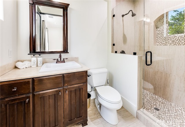 23123 Oxnard Street, Woodland Hills CA: https://media.crmls.org/medias/bba3d05d-bd60-47ef-9c5d-4416ea75f7f5.jpg
