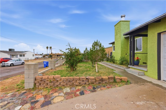 Detail Gallery Image 17 of 30 For 950 Lance, Barstow,  CA 92311 - 3 Beds | 1 Baths