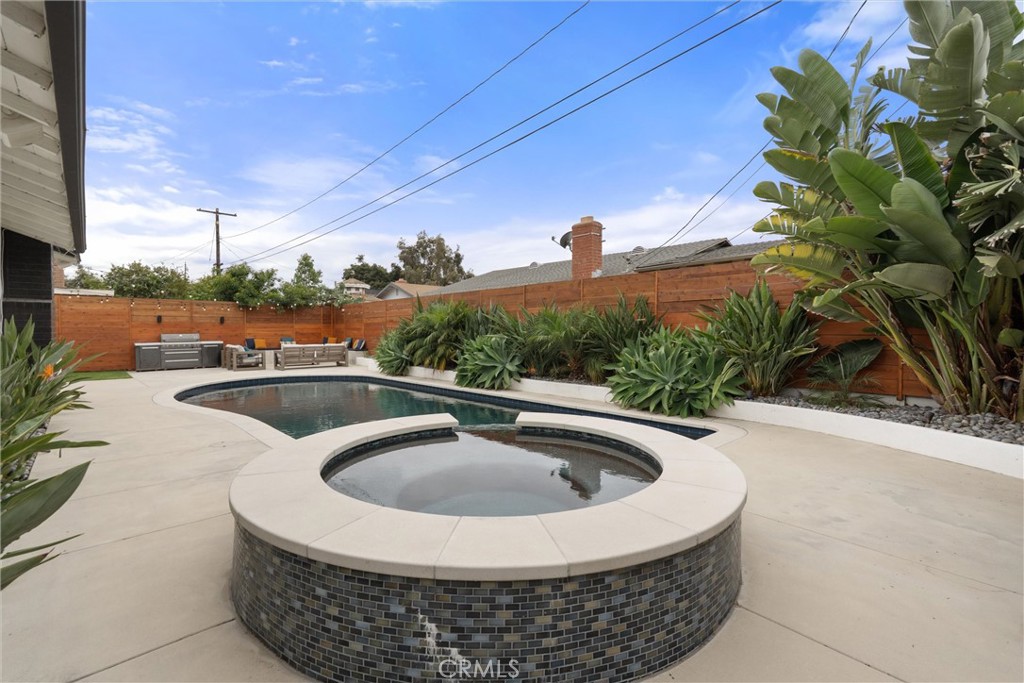 MLS #OC26149742 image #23