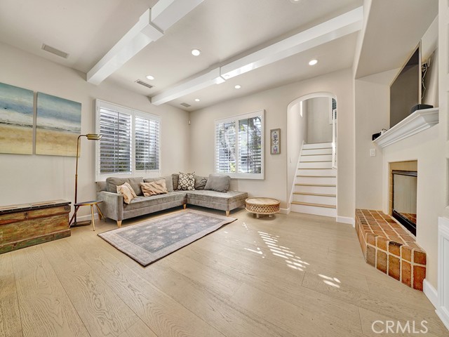 Detail Gallery Image 4 of 28 For 24 Arborside, Irvine,  CA 92603 - 3 Beds | 2/1 Baths