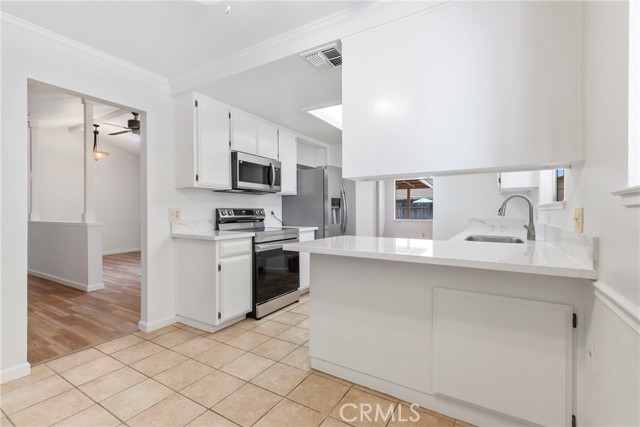 Detail Gallery Image 12 of 37 For 766 Meadowlark Ave, Los Banos,  CA 93635 - 3 Beds | 2 Baths