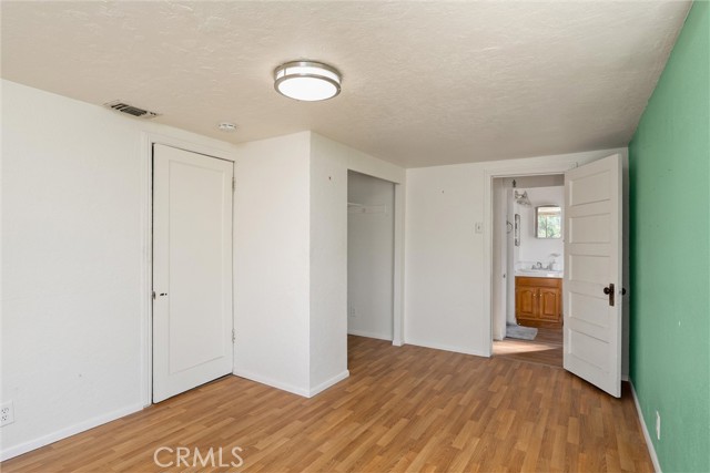 2064 Kennedy Ave, Chico CA: https://media.crmls.org/medias/bba6d68b-4e1c-4287-b0b1-84678667c2ad.jpg