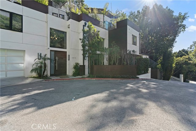 1414 Dawnridge Drive, Beverly Hills CA: https://media.crmls.org/medias/bba82db1-ea94-4258-a940-8d4eb2a6640b.jpg