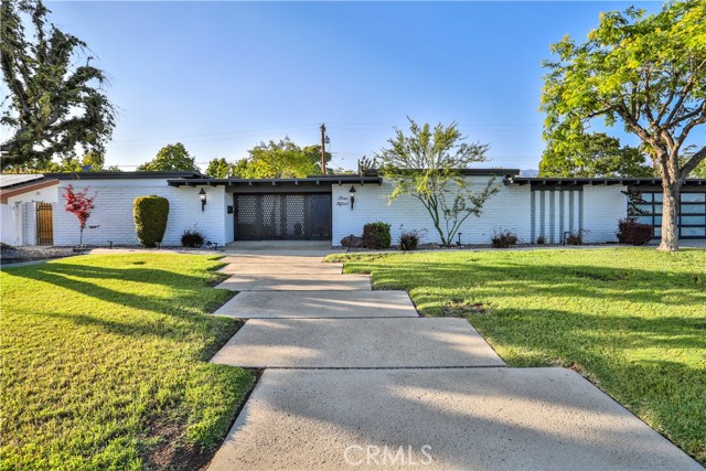 315 Teasdale Drive, Claremont CA: https://media.crmls.org/medias/bba83614-a185-444d-89dc-6027e798debe.jpg
