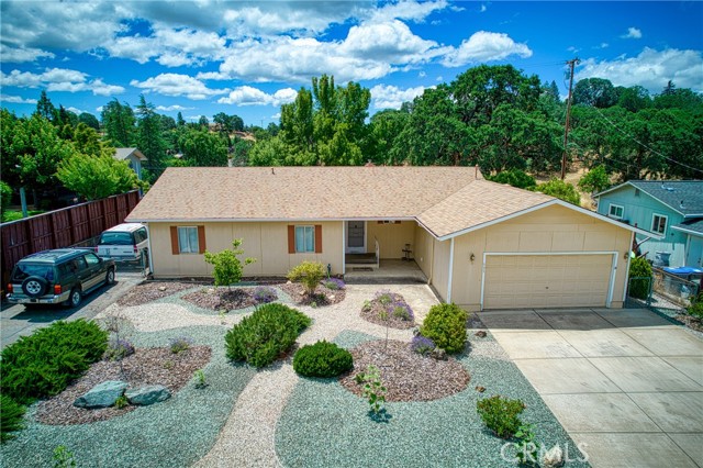 Image 2 for 935 Page Dr, Lakeport, CA 95453