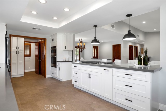 Detail Gallery Image 26 of 60 For 21565 Cleardale St, Newhall,  CA 91321 - 3 Beds | 2/1 Baths