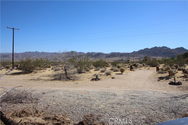 Detail Gallery Image 27 of 36 For 5773 Neptune Rd, Joshua Tree,  CA 92252 - 3 Beds | 2 Baths