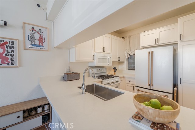 555 Maine Ave Unit 115, Long Beach, CA 90802 photo 4
