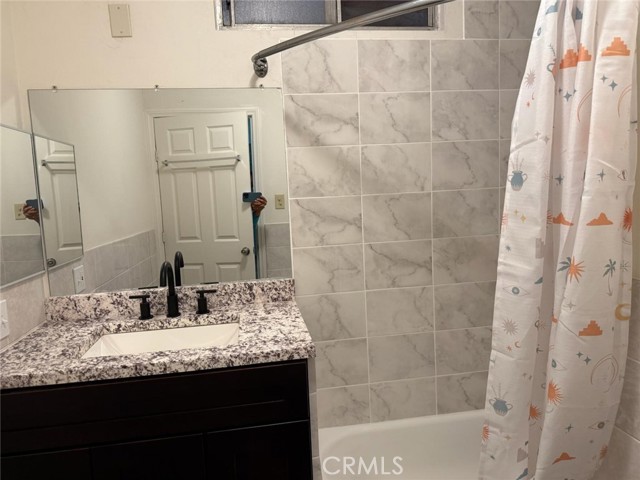 Detail Gallery Image 8 of 10 For 425 Vine St, Glendale,  CA 91204 - 3 Beds | 1 Baths